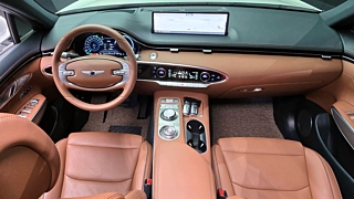 GENESIS GV70 2024