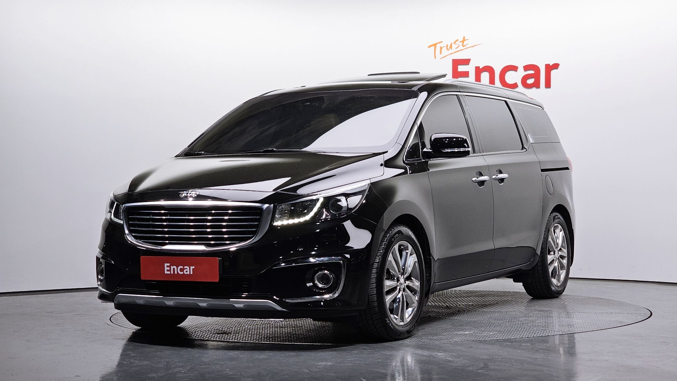 KIA CARNIVAL 2017