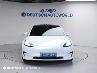 TESLA MODEL 3 2020