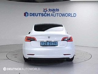 TESLA MODEL 3 2020