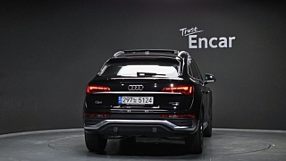 AUDI Q5 FY 2022