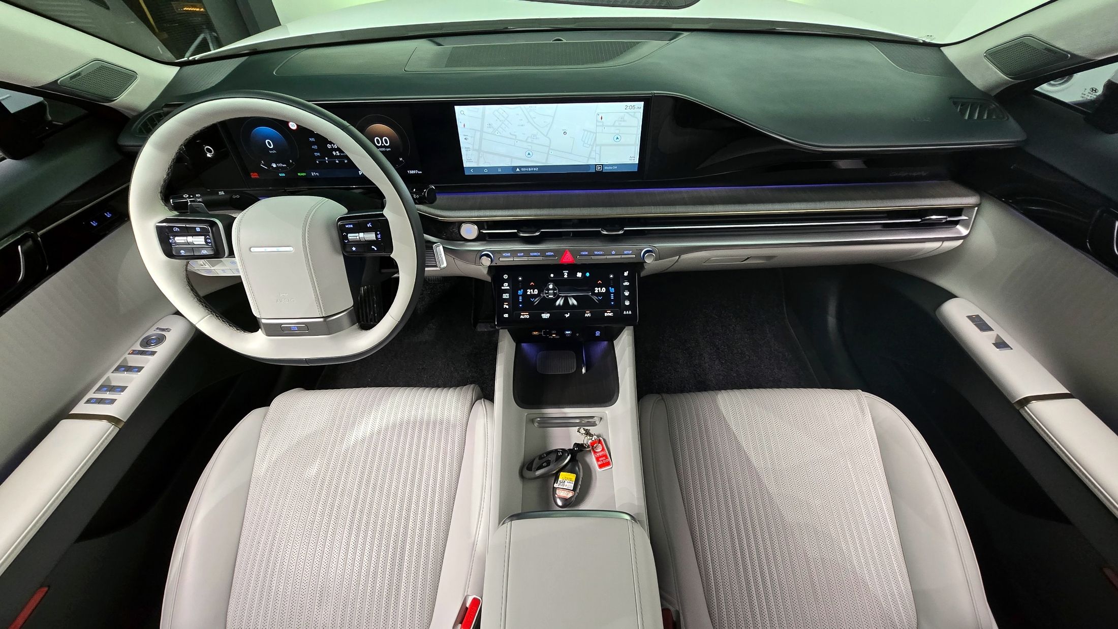 HYUNDAI GRANDEUR HYBRID GN7 2024
