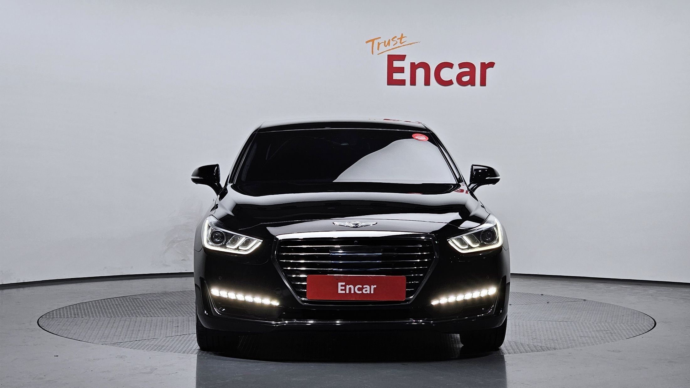 GENESIS EQ900 2016