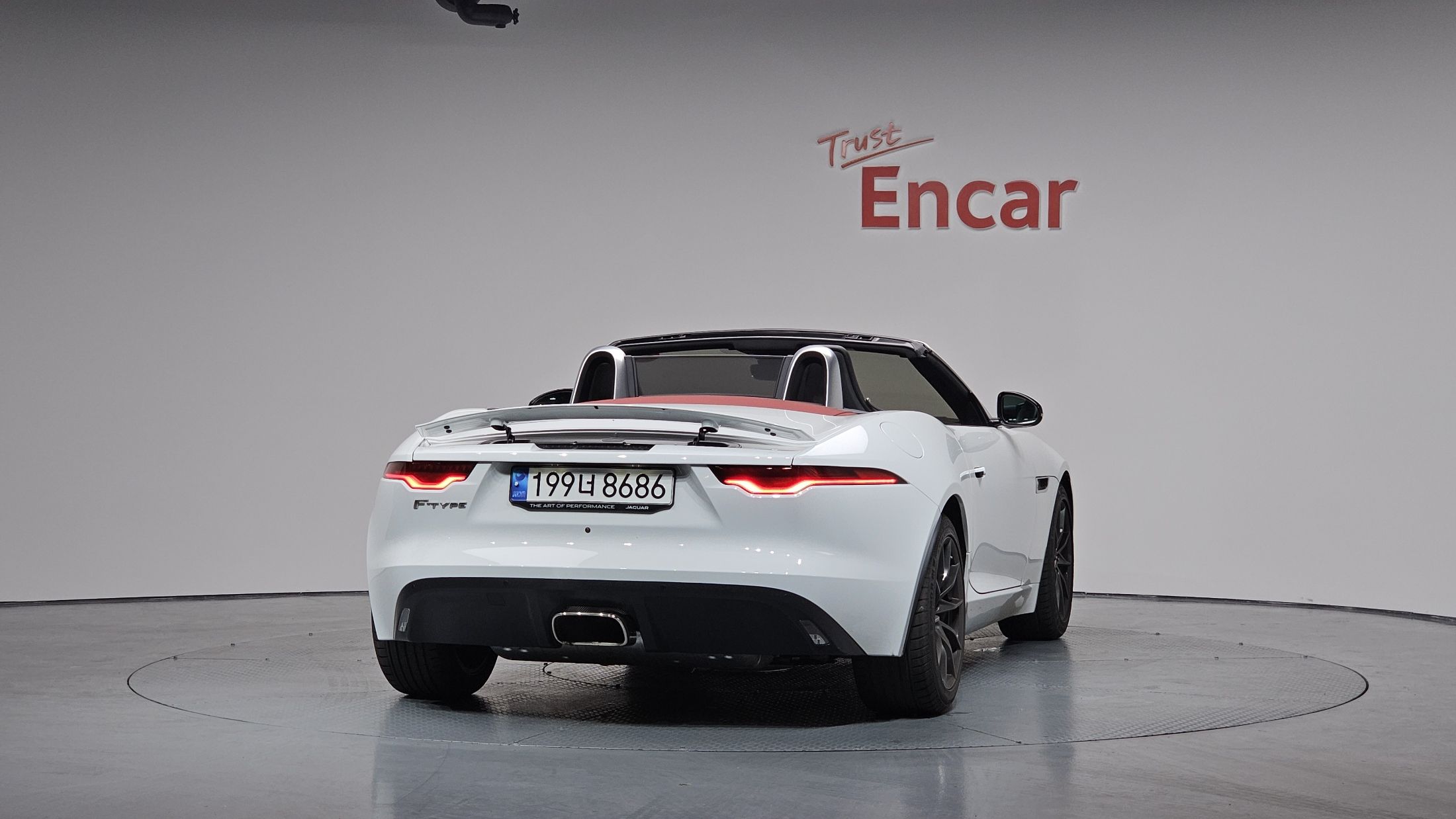 JAGUAR F-TYPE