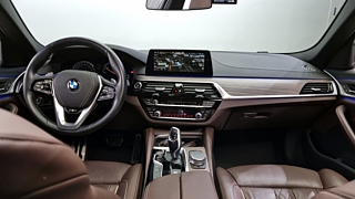 BMW 5-SERIES G30 2017
