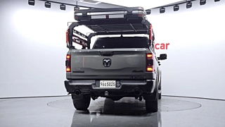 DODGE RAM PICK UP 2020