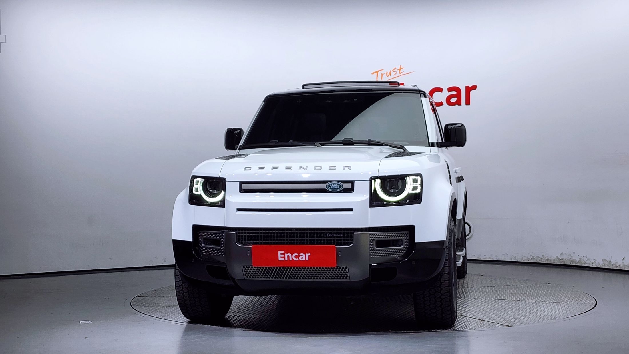 LAND ROVER DEFENDER L663 2023