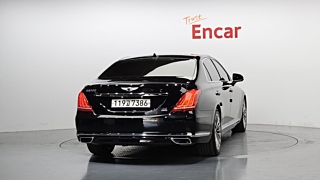 GENESIS EQ900 2016