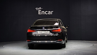 LEXUS ES300H 2019