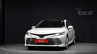 TOYOTA CAMRY XV70 2018