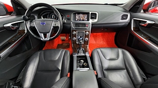 VOLVO V60 2018