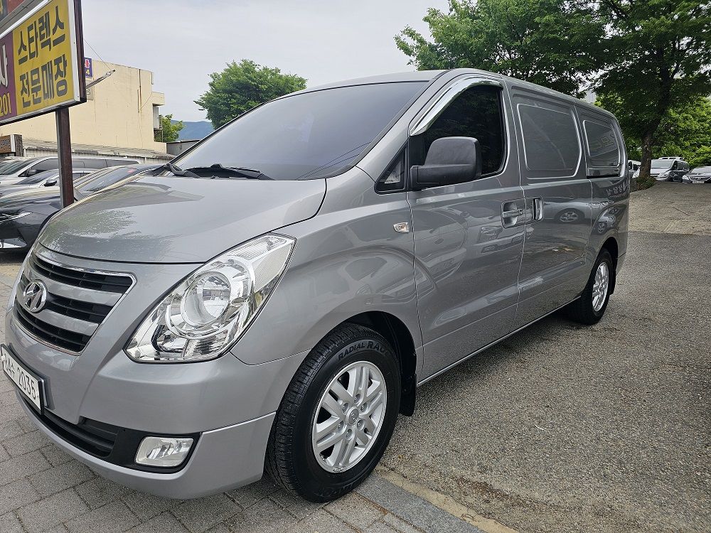 HYUNDAI STAREX GRAND 2017