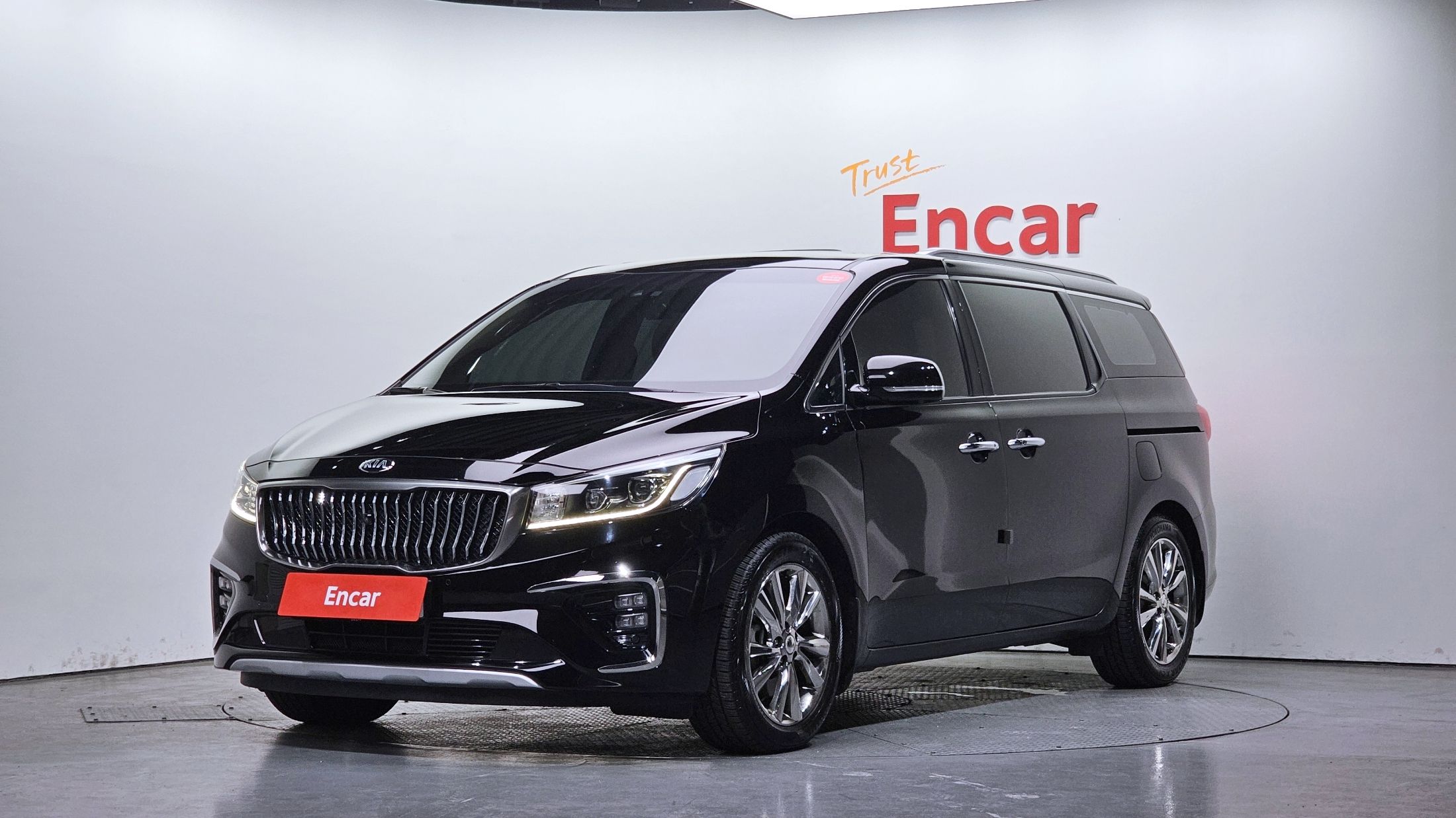 KIA CARNIVAL 2019