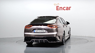 KIA STINGER 2019