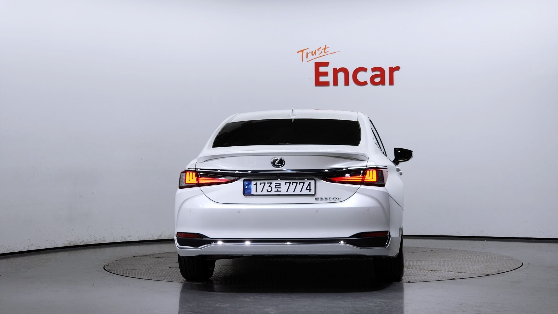 LEXUS ES300H 2024
