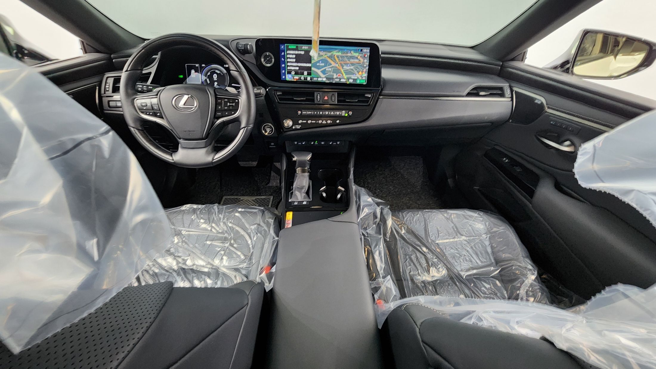 LEXUS ES300H 2024