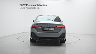 BMW 5-SERIES G60 2024