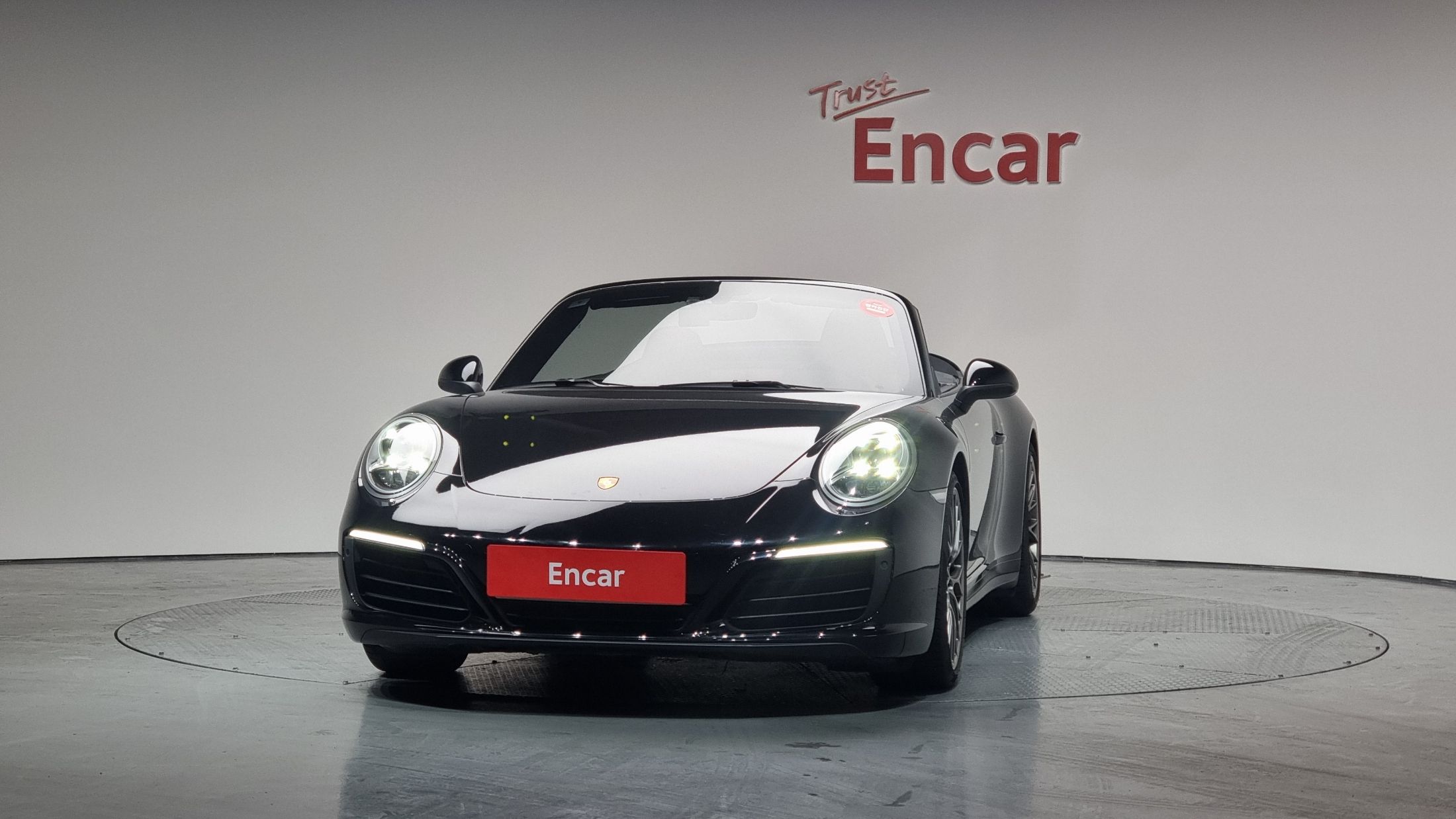 PORSCHE 911 2018