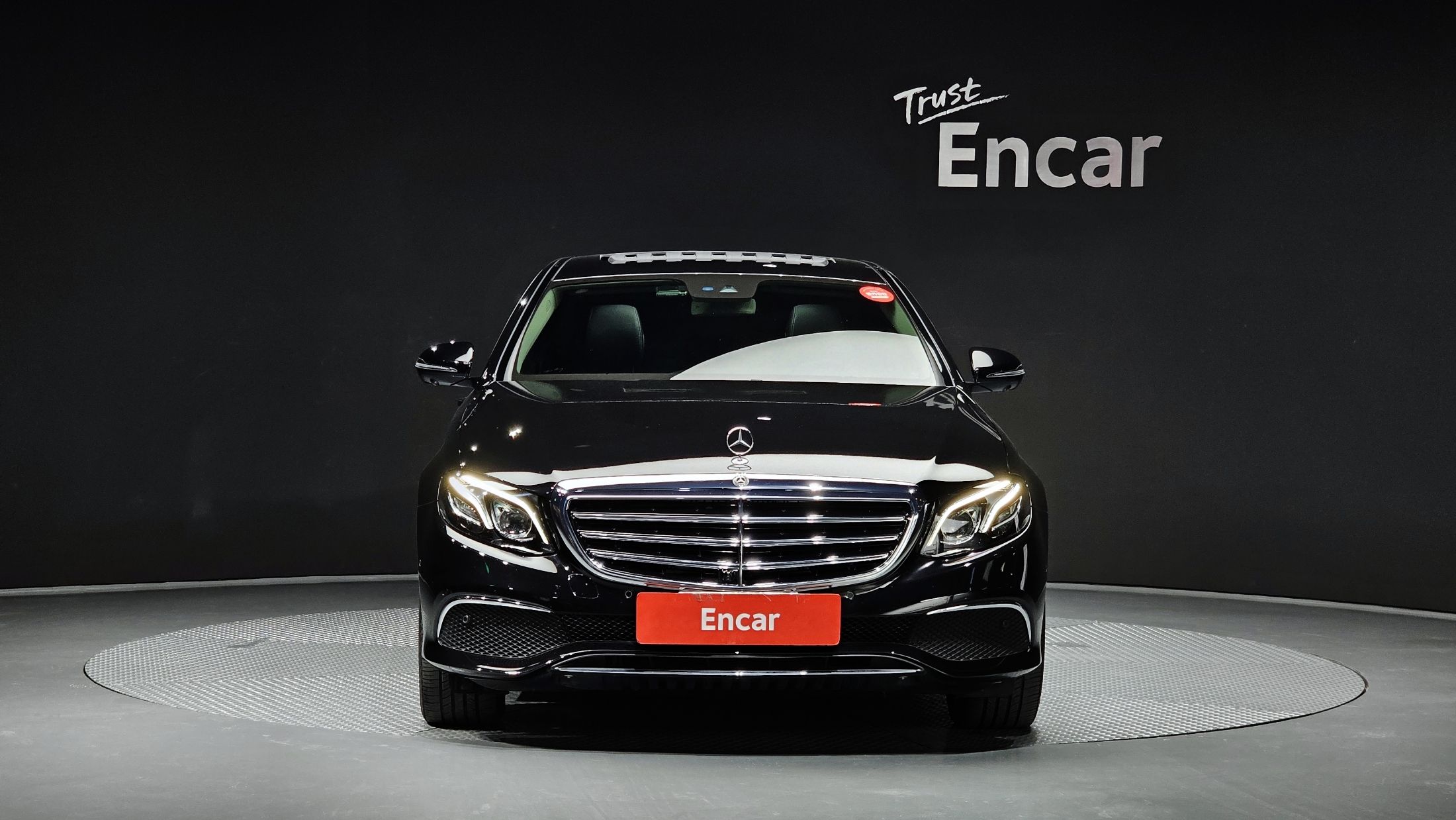 MERCEDES BENZ E-CLASS W213 2017