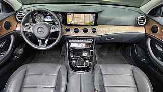 MERCEDES BENZ E-CLASS W213 2017