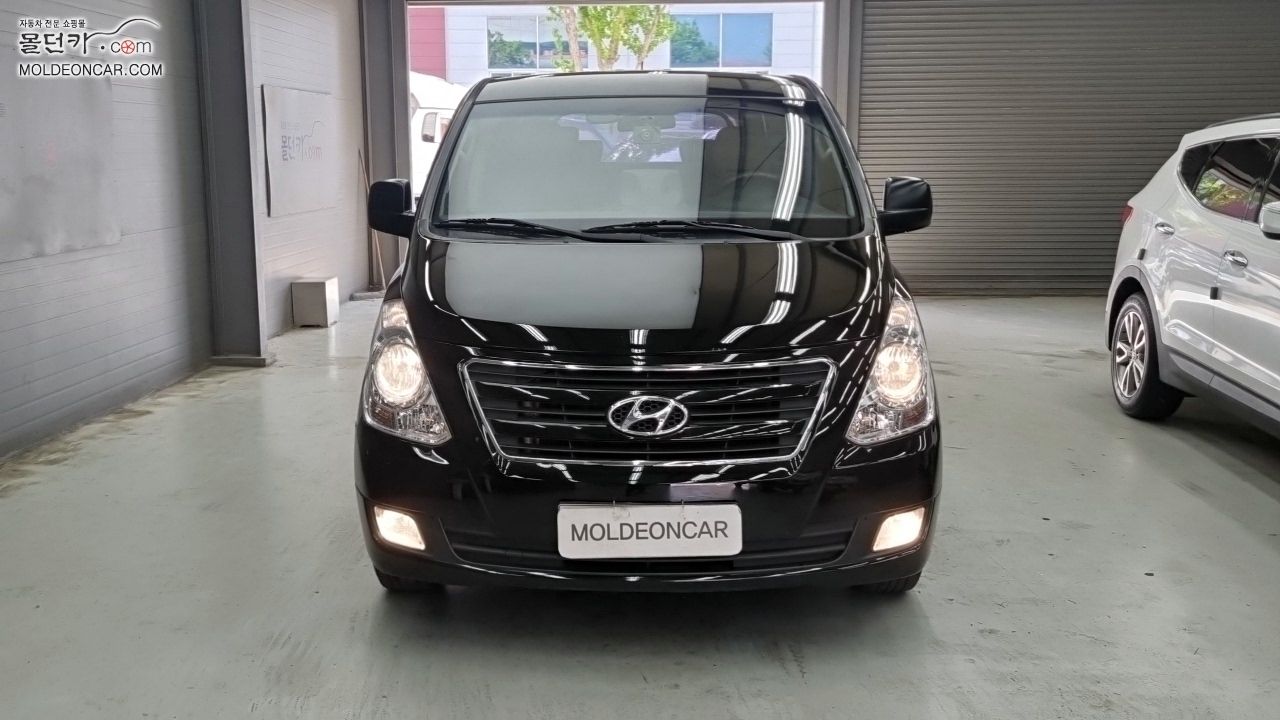 HYUNDAI STAREX GRAND 2016