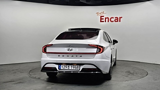 HYUNDAI SONATA DN8 2019
