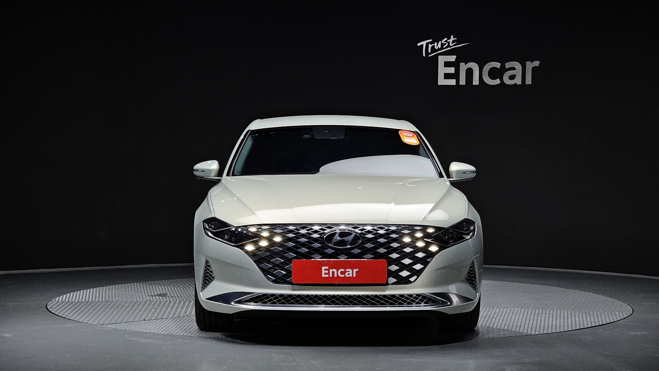 HYUNDAI GRANDEUR IG HYBRID 2019