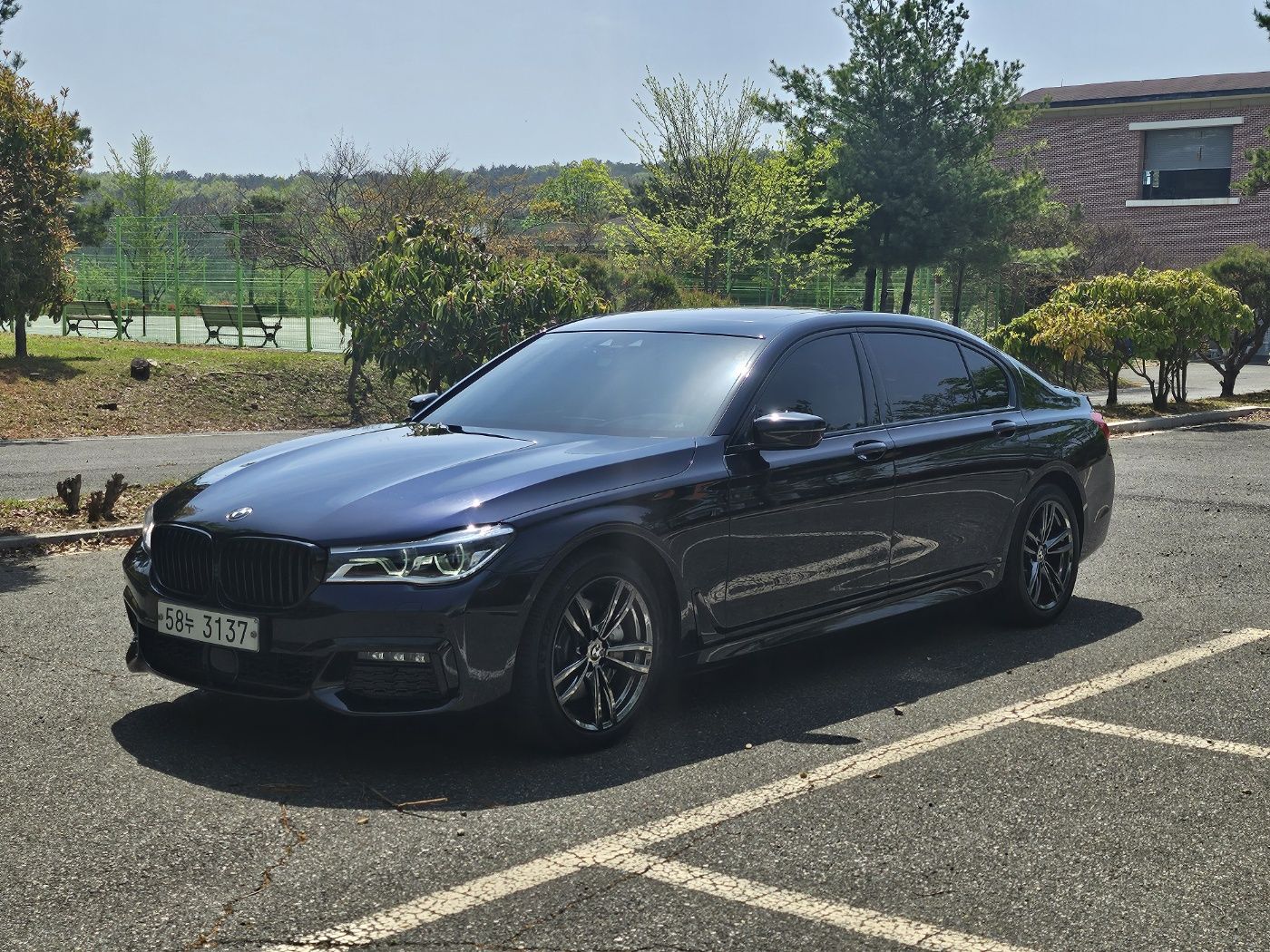 BMW 7-SERIES G11 2018