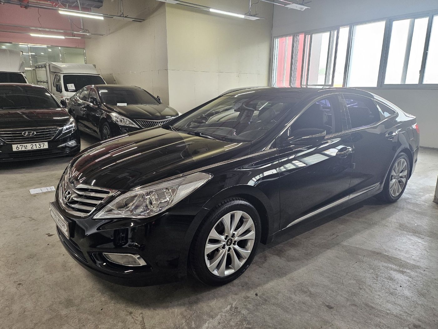 HYUNDAI GRANDEUR HG