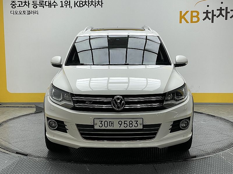 VOLKSWAGEN TIGUAN 2013