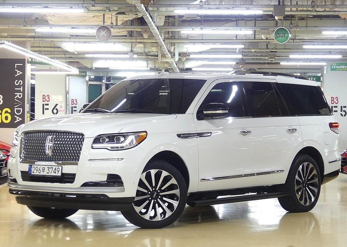 LINCOLN NAVIGATOR