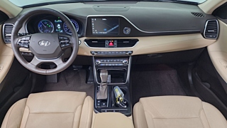 HYUNDAI GRANDEUR IG HYBRID 2018