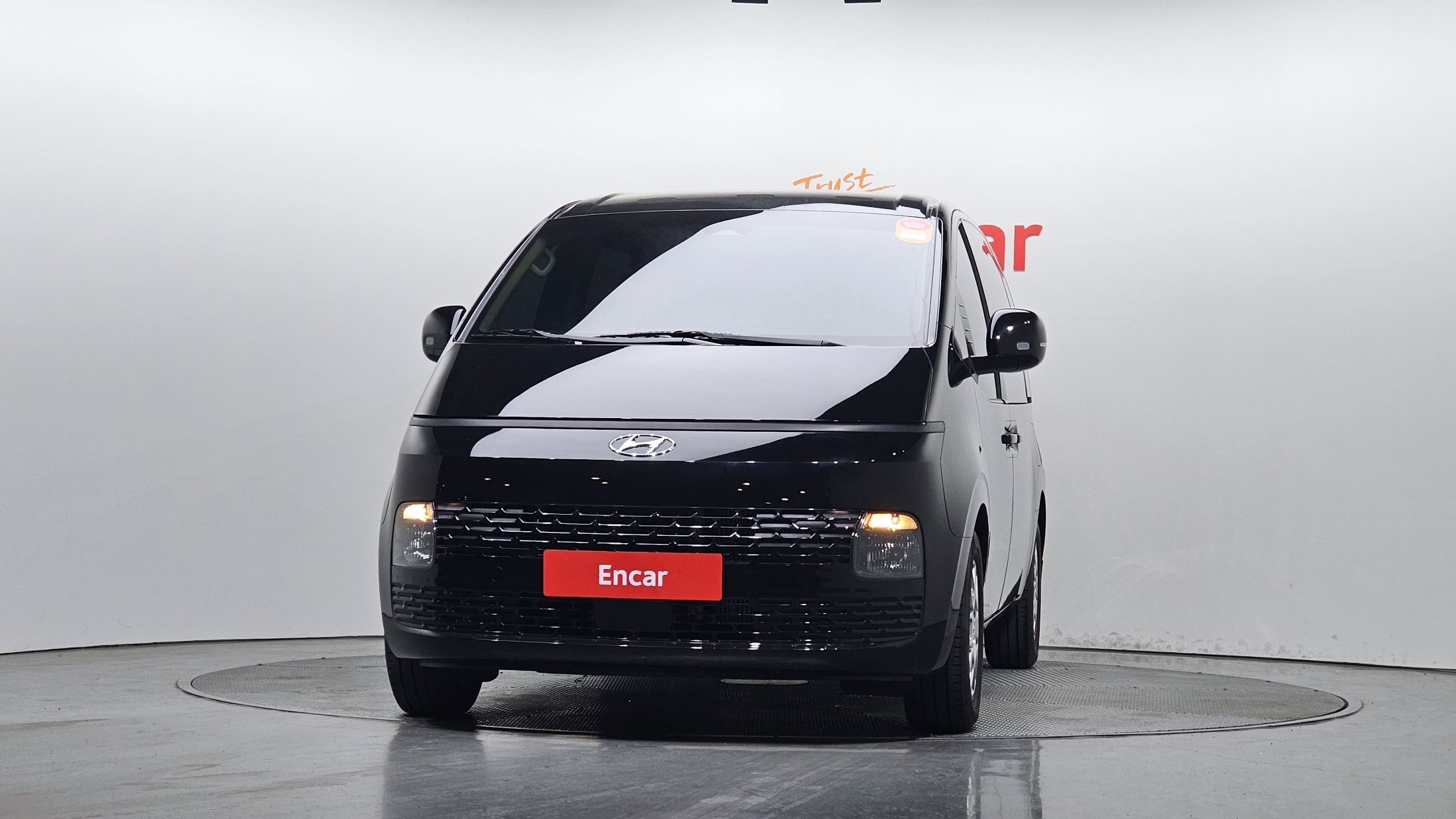 HYUNDAI STARIA 2023