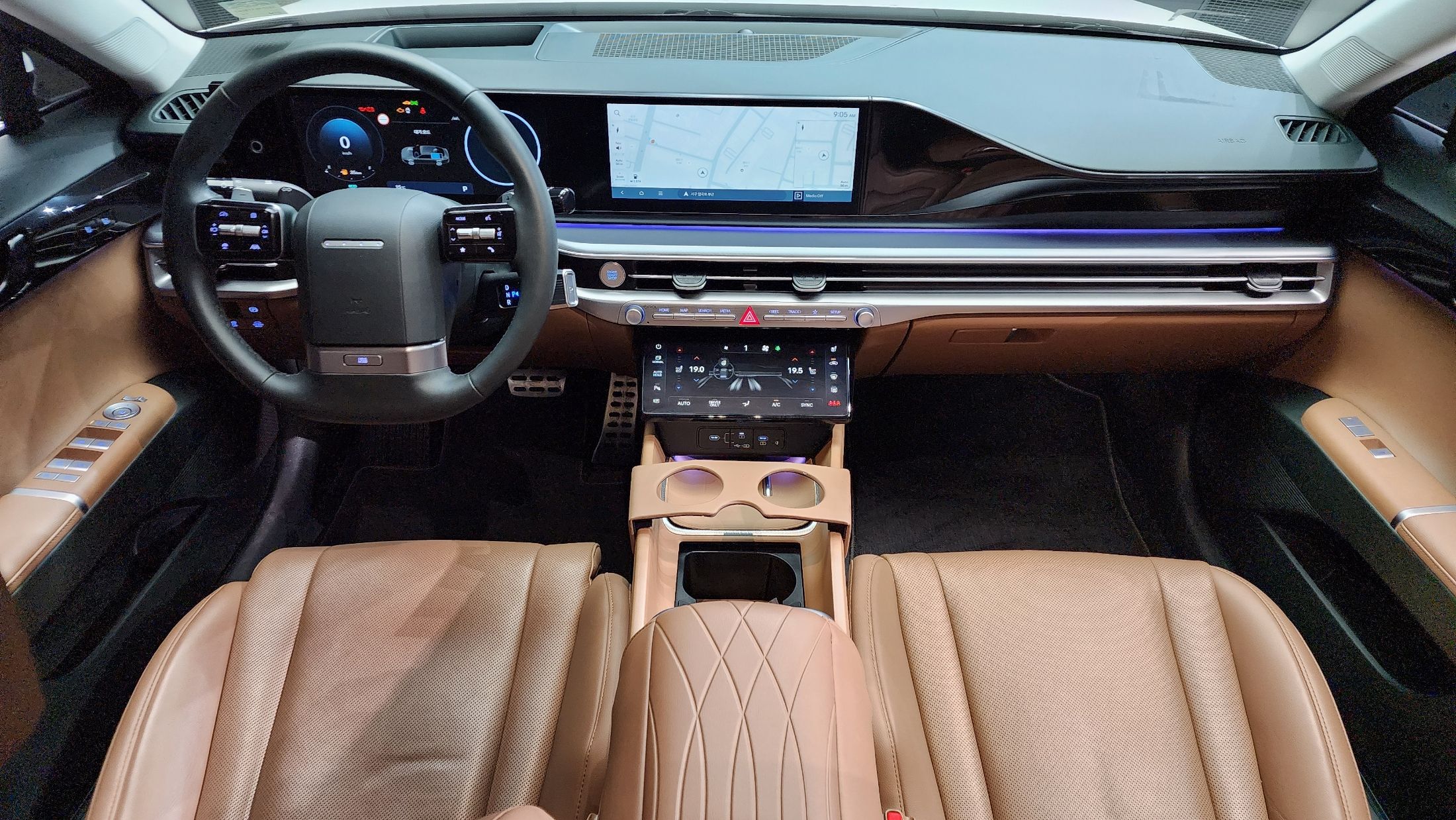 HYUNDAI GRANDEUR HYBRID GN7 2023