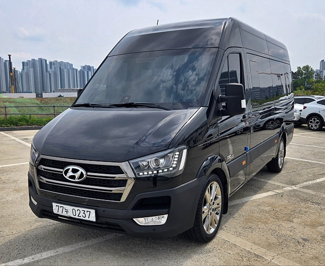 HYUNDAI SOLATI