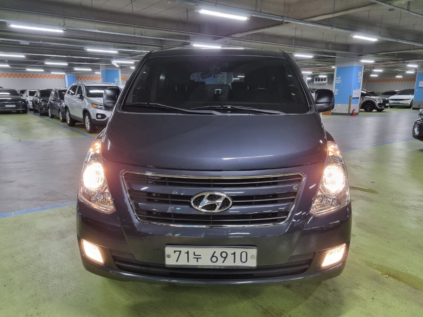 HYUNDAI STAREX GRAND 2016