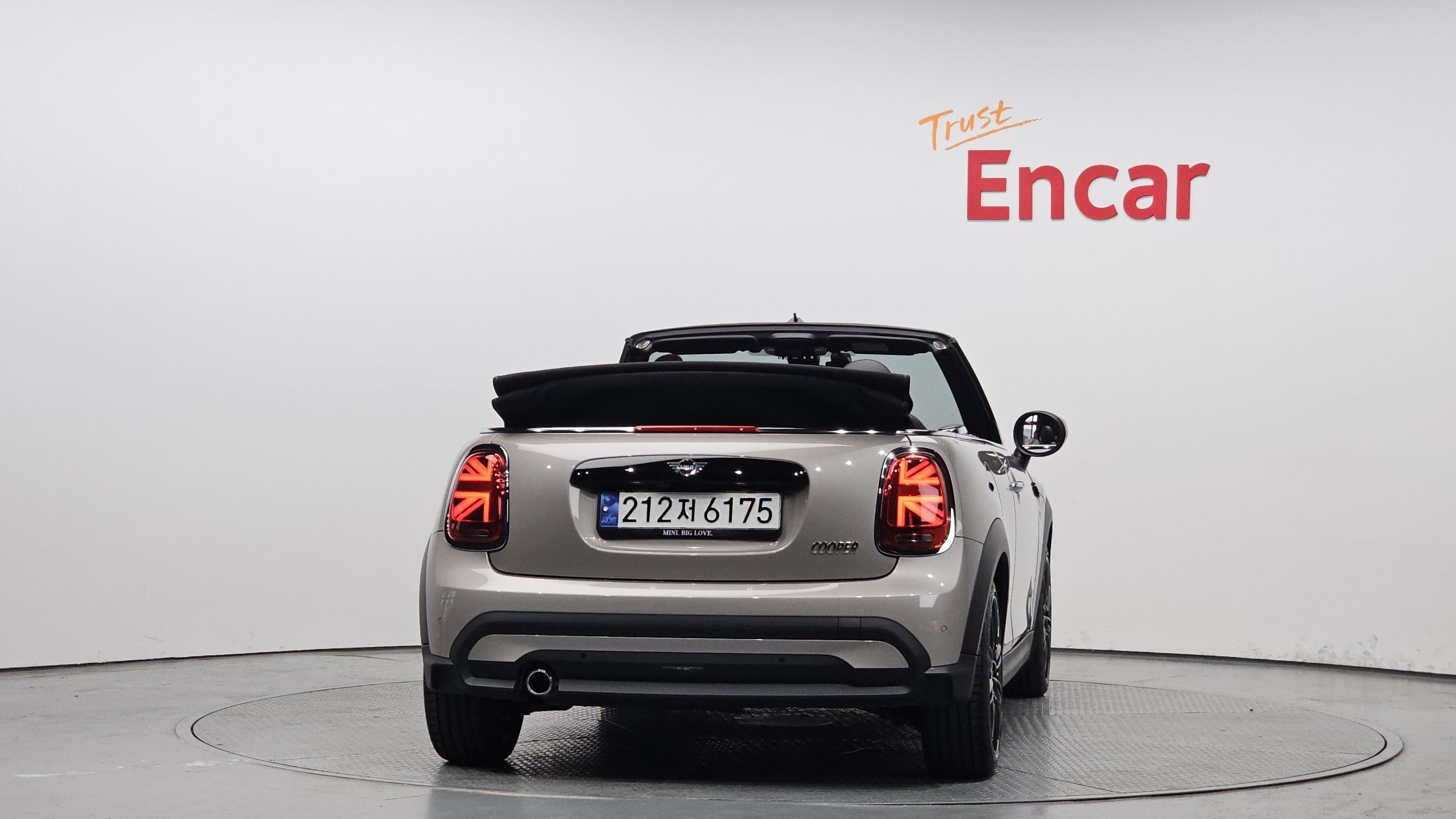 MINI COOPER CONVERTIBLE