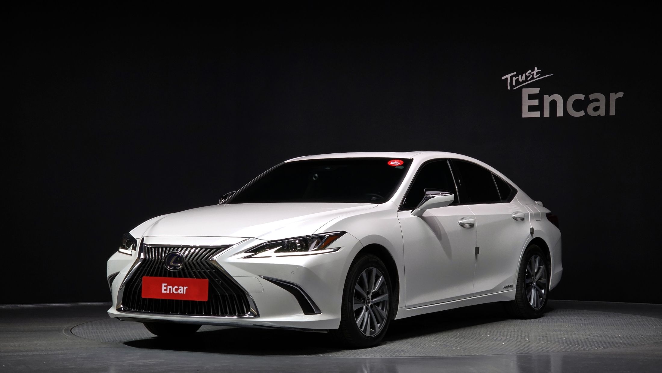 LEXUS ES300H 2019