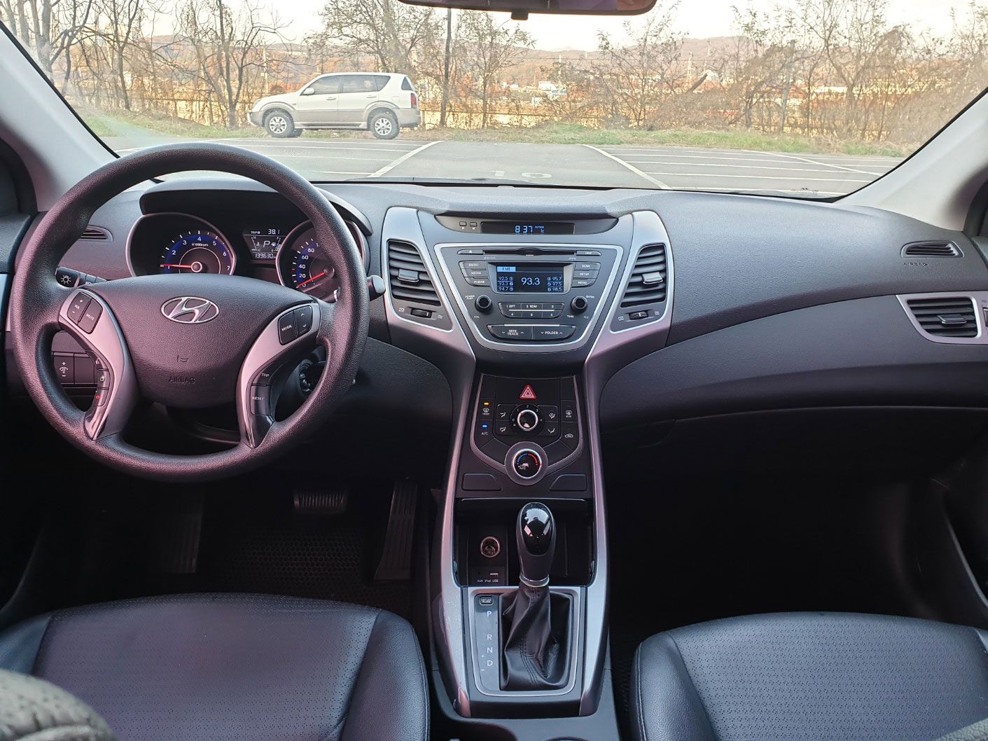 HYUNDAI AVANTE 2013