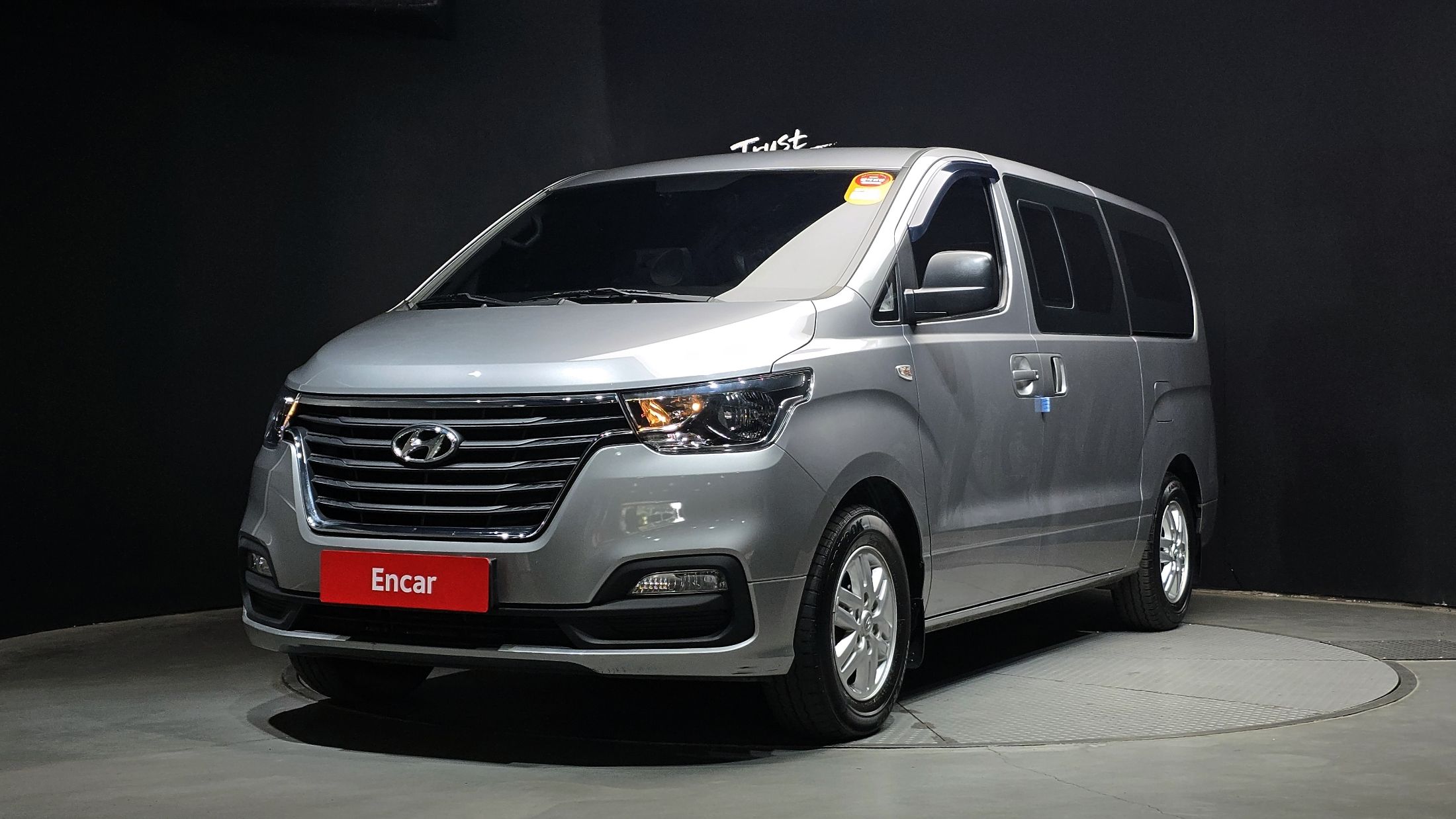 HYUNDAI STAREX GRAND