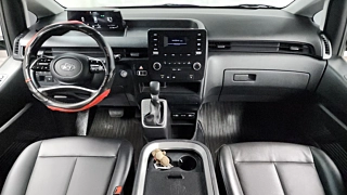HYUNDAI STARIA  Cargo 5 Seater 2022