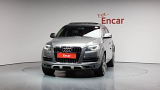 AUDI Q7 2015