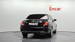 MERCEDES BENZ E-CLASS W213 2020