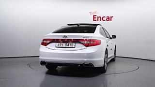 HYUNDAI GRANDEUR HG 2016