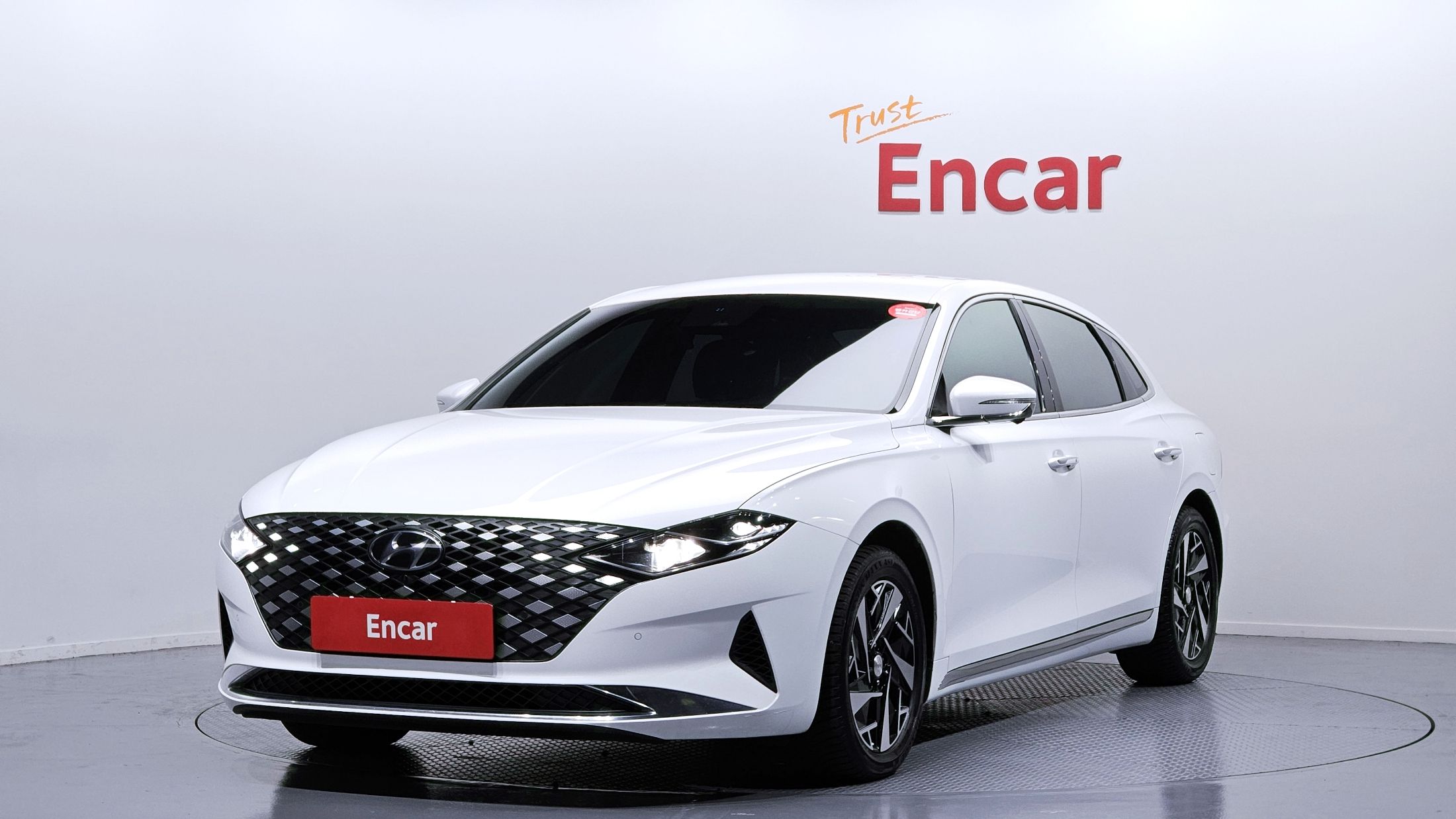 HYUNDAI GRANDEUR IG HYBRID