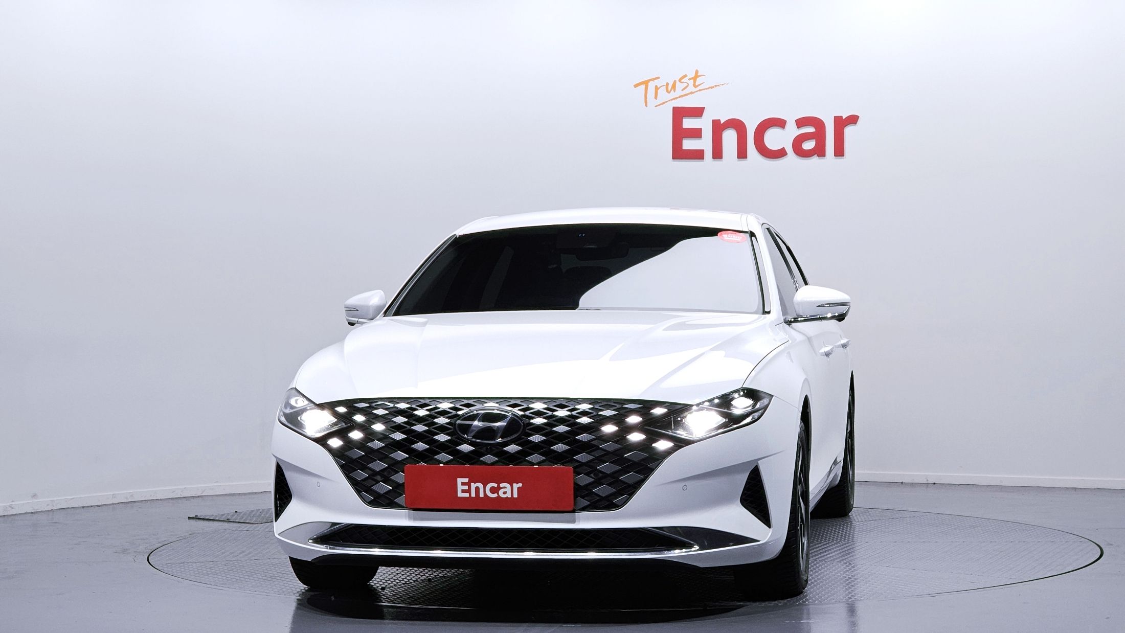 HYUNDAI GRANDEUR IG HYBRID