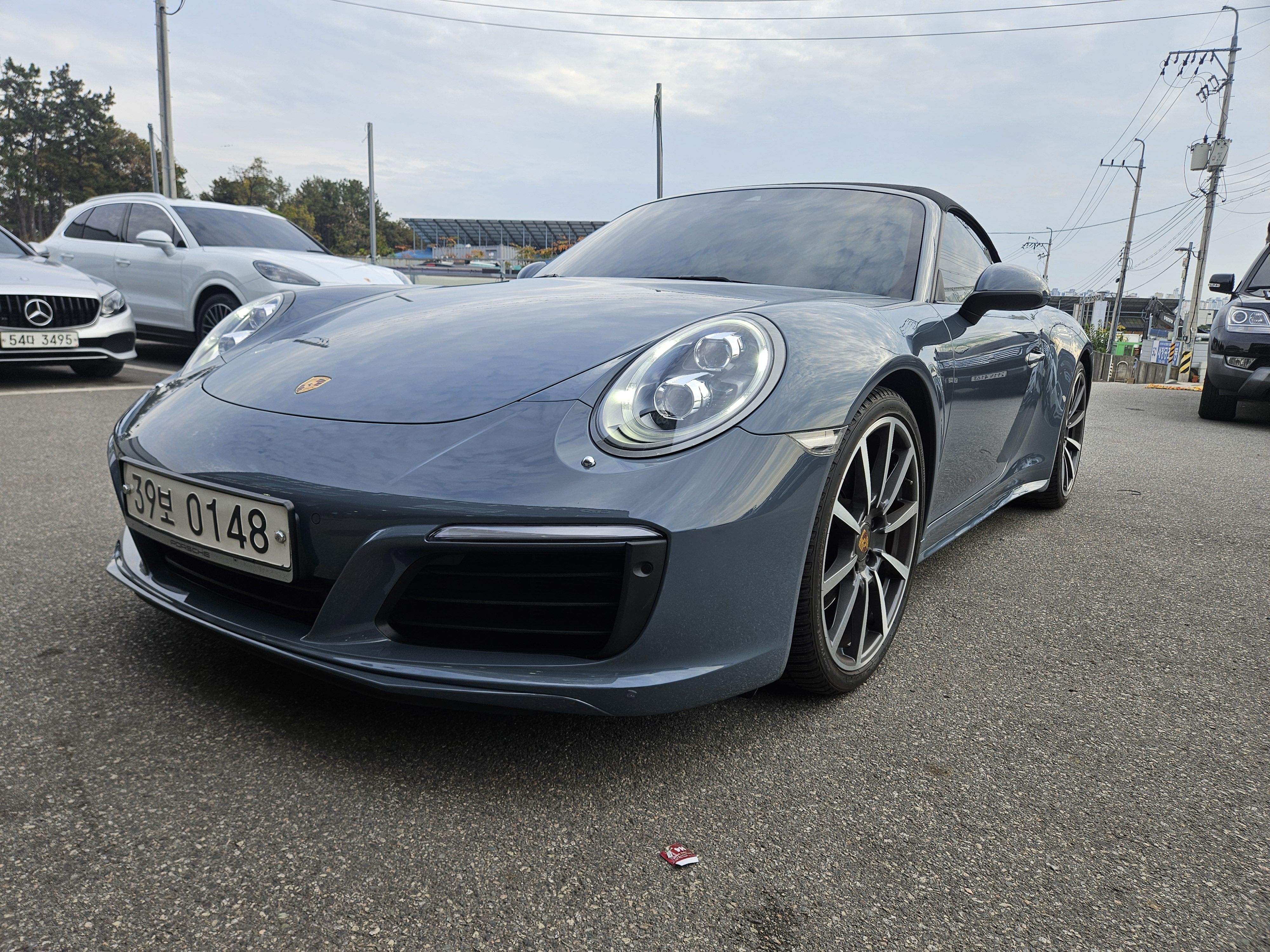 PORSCHE 911