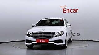 MERCEDES BENZ E-CLASS W213 2017