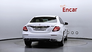 MERCEDES BENZ E-CLASS W213 2017