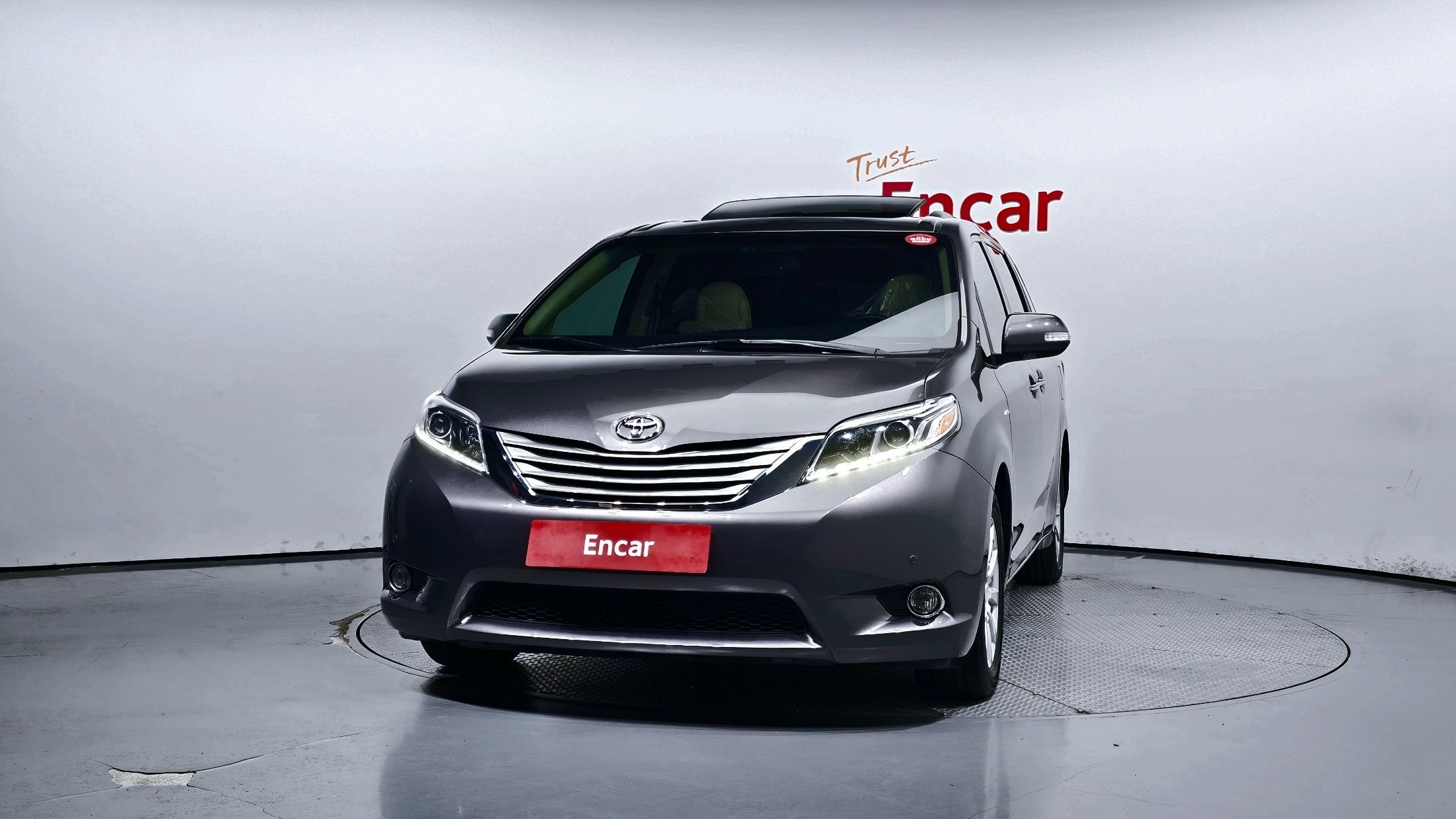 TOYOTA SIENNA 2017